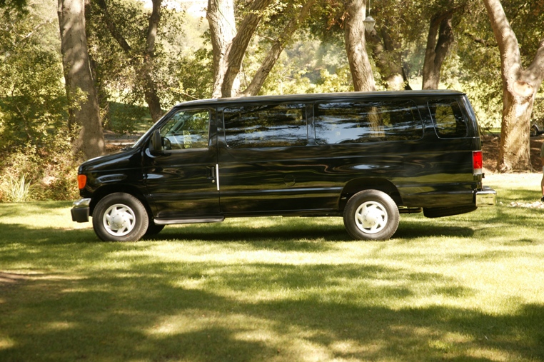 Executive 14 passenger van